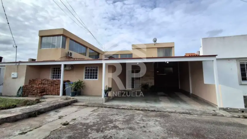 CRC-028 Casa en Venta en Urbanización Santa Cecilia, Cabudare Estado Lara