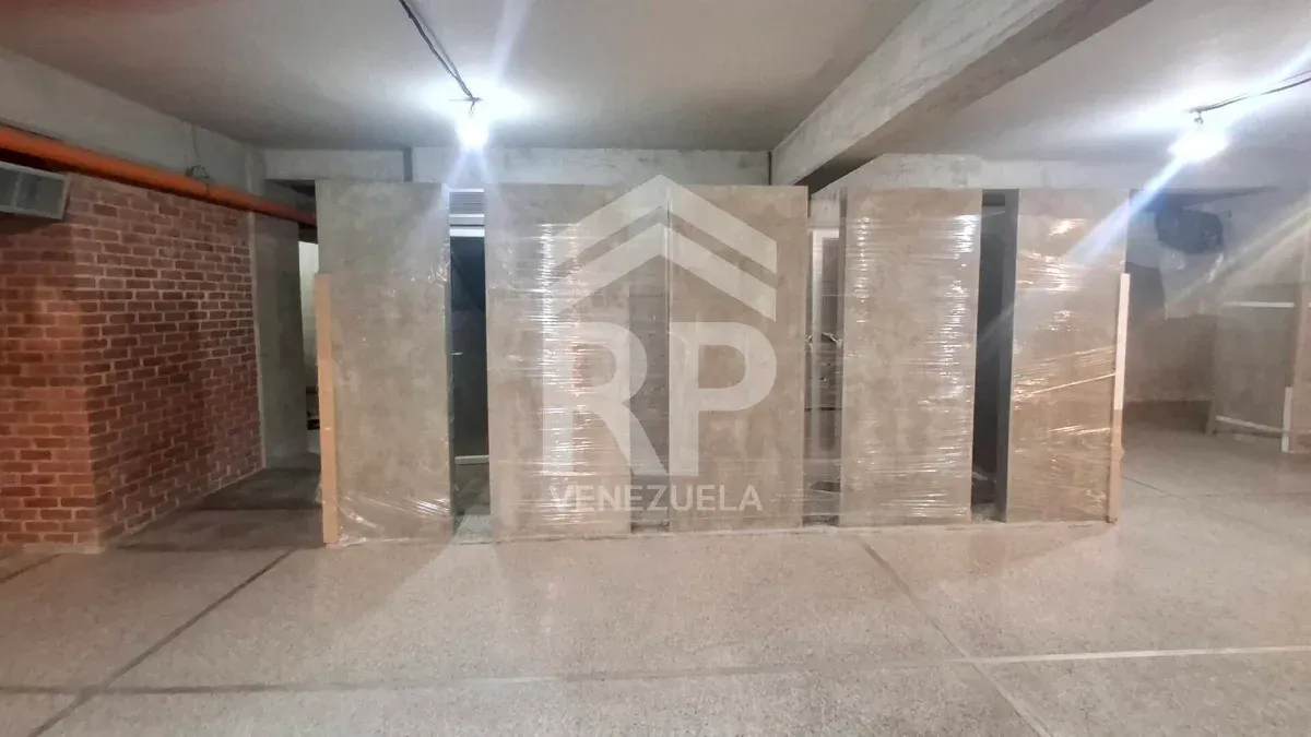  CRL-023 Local en Venta en el CC Dalfa, Barquisimeto Edo Lara - 10