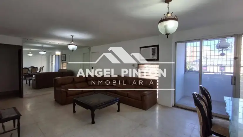 API 9388  APARTAMENTO VENTA AV BELLA VISTA MARACAIBO VENEZUELA $ 85.000