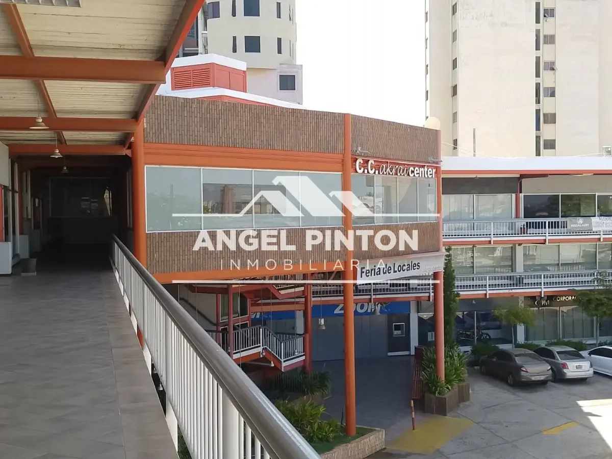 API 9473 LOCAL COMERCIAL ALQUILER AV BELLA VISTA MARACAIBO VENEZUELA $ 350. Johnny Graterol - 2