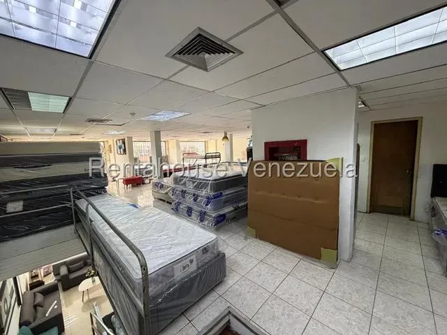 Local en Venta Sabana Grande a pie de calle - 11
