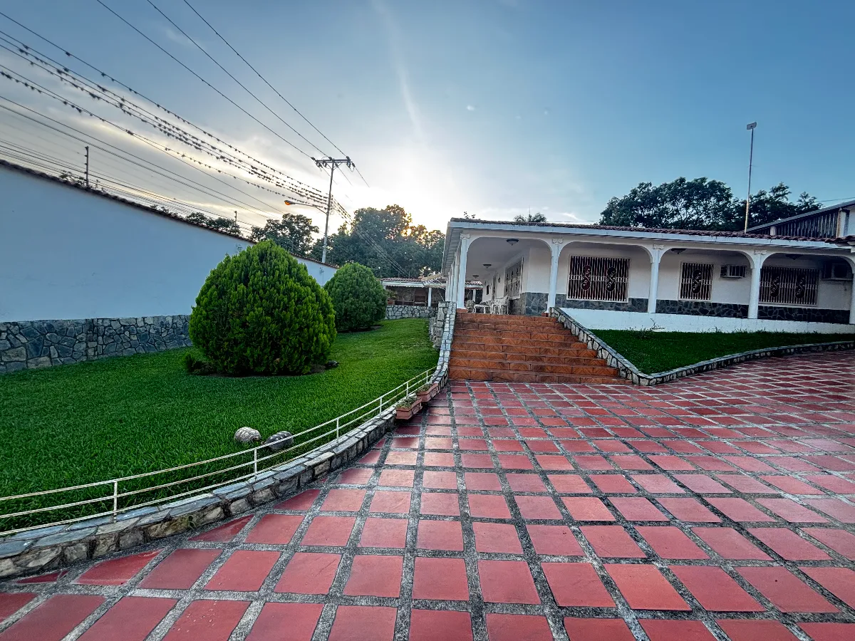 En Venta Casa Quinta en El Limón Maracay 