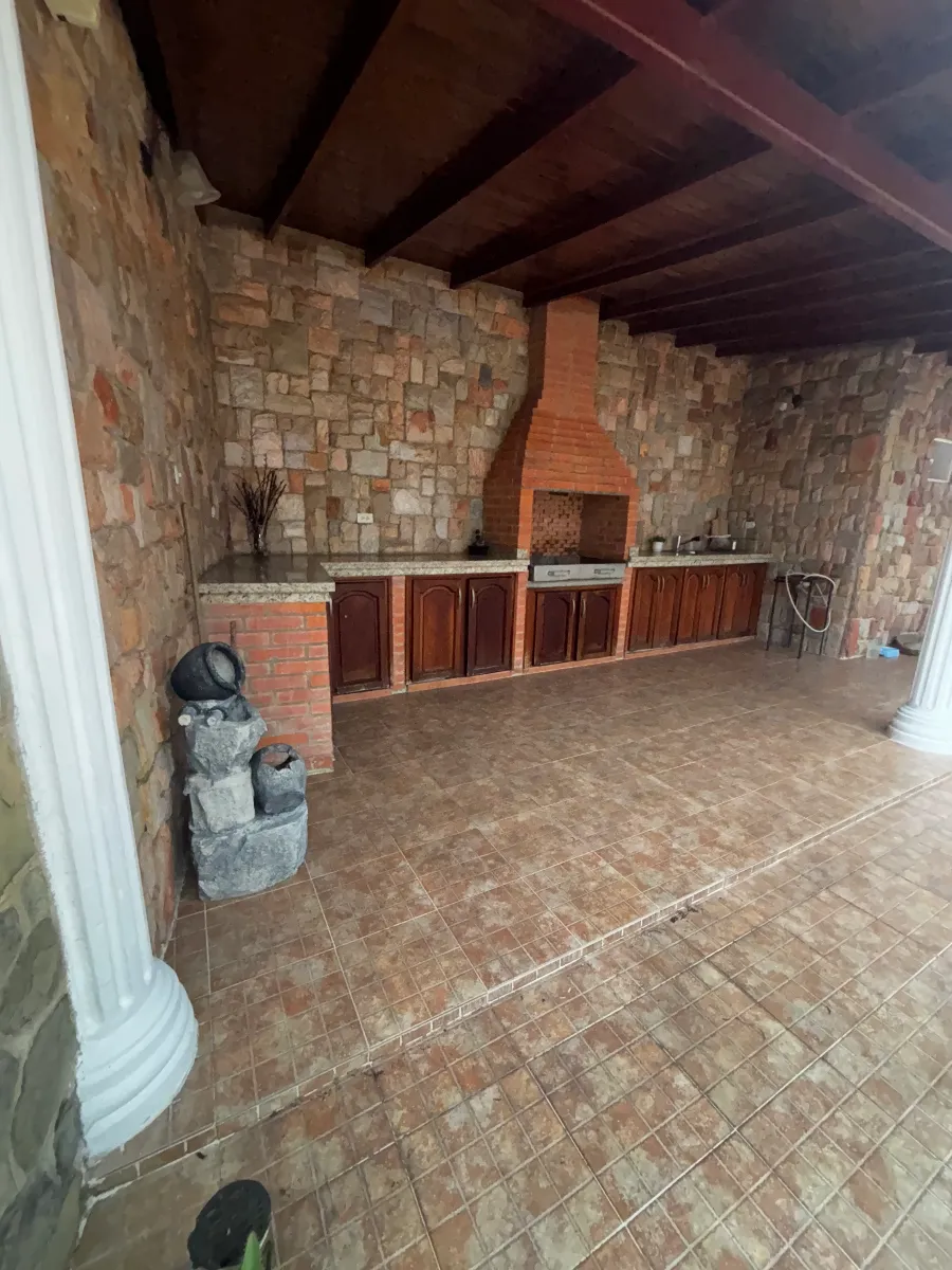 En Venta Casa Quinta en El Limón Maracay  - 12