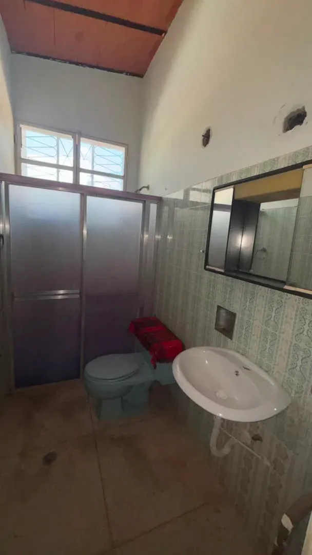 Quinta en Urb. El Castaño, cerca de la Avenida Principal - 5