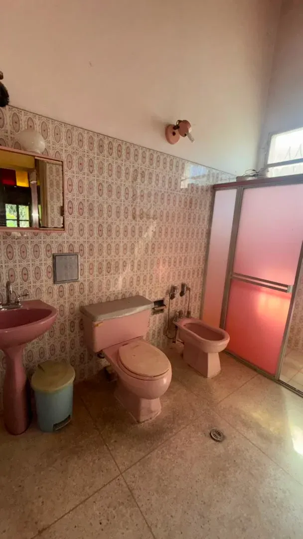 Quinta en Urb. El Castaño, cerca de la Avenida Principal - 6