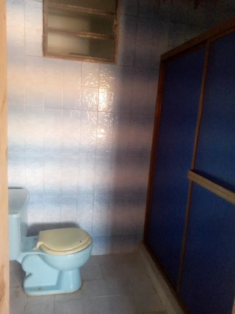 Casa Bifamiliar con Local Comercial en Naguanagua - 32