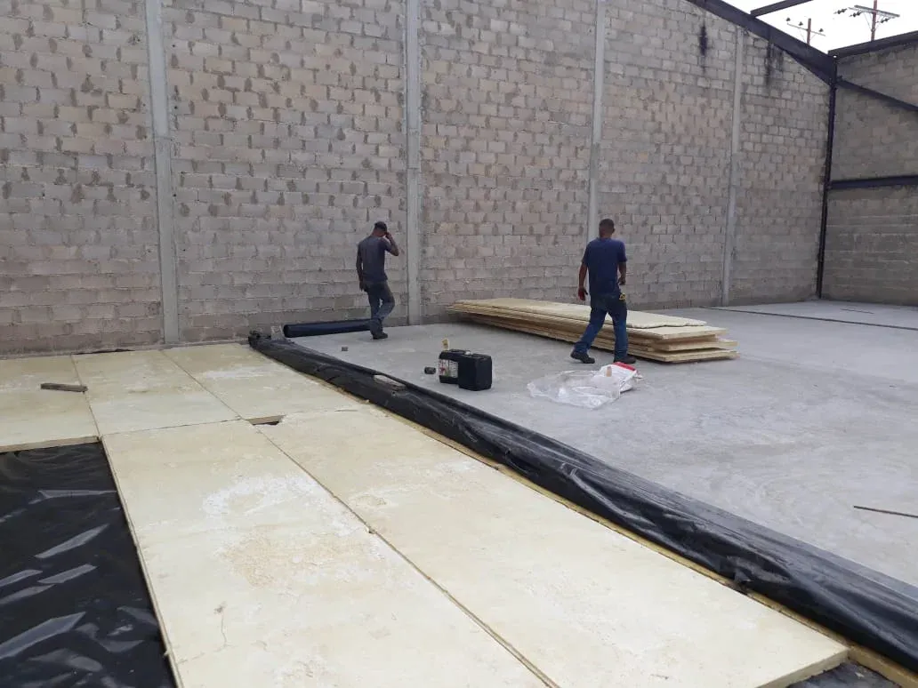 Galpones en venta con proyección industrial excelente oportunidad para inversión  0412-6828375 - 3