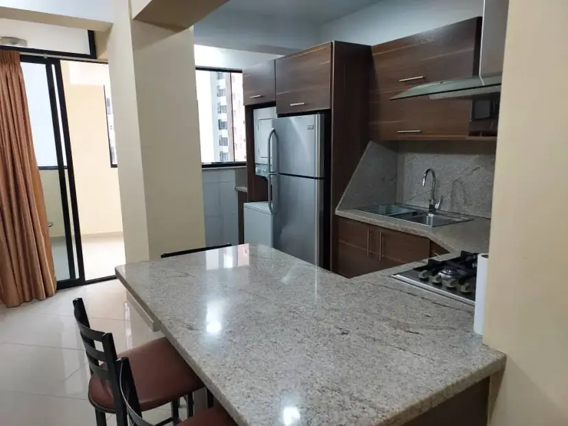 Apartamento en Alquiler en el Parral Hermosa vista de la ciudad 0412-6828375