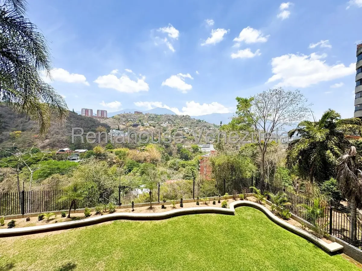 Bello, Diafano y Amplio Apartamento en Venta Los Samanes, Caracas - 17