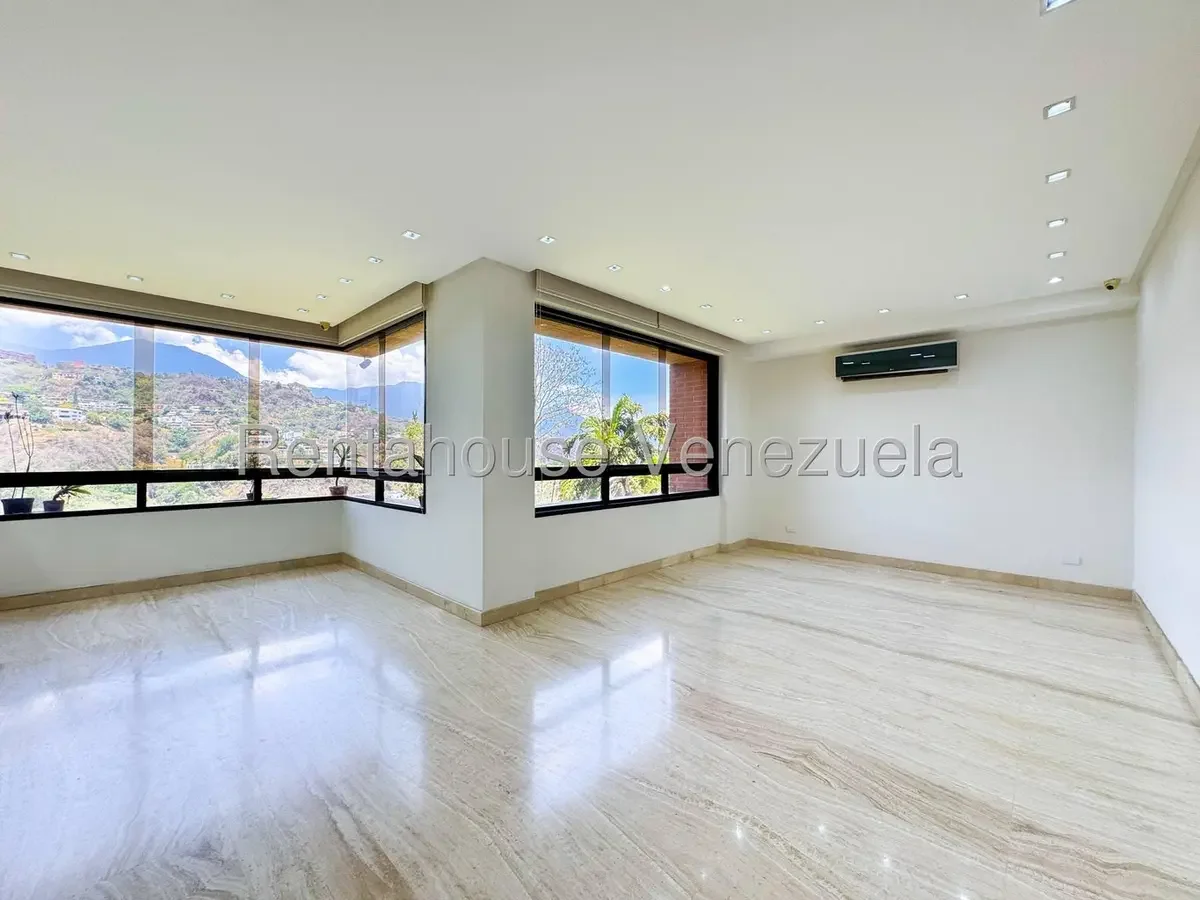 Bello, Diafano y Amplio Apartamento en Venta Los Samanes, Caracas - 21