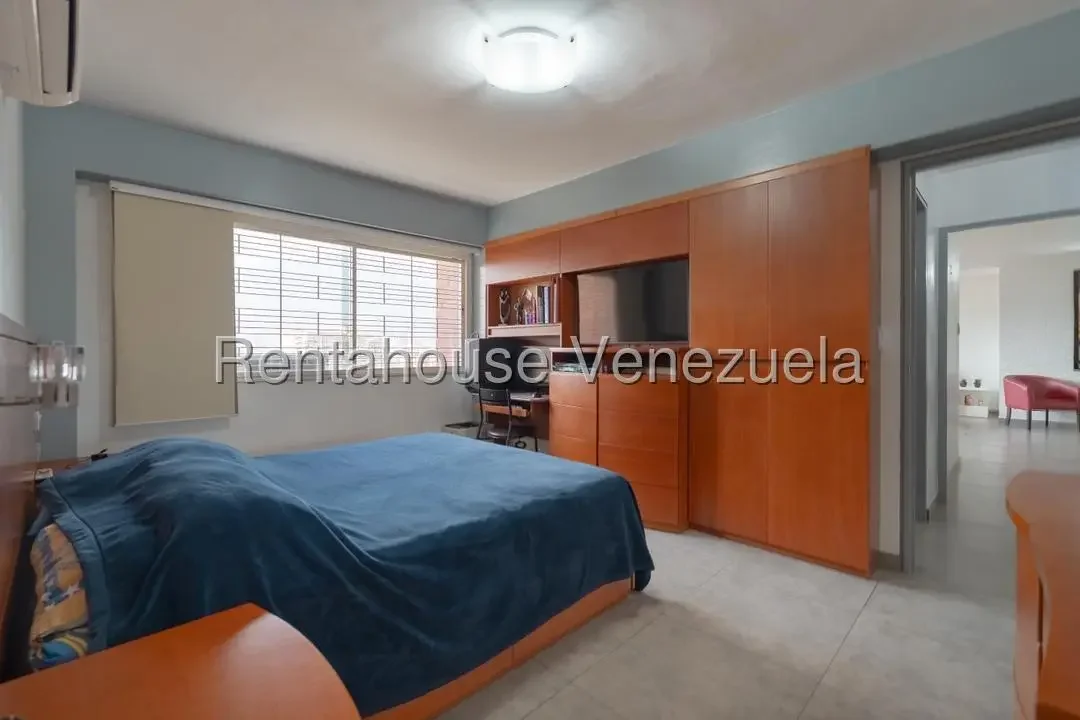 Cómodo y Acogedor Apartamento En Venta Los Chaguaramos, Caracas. Conjunto Residencial Reciente Data - 16