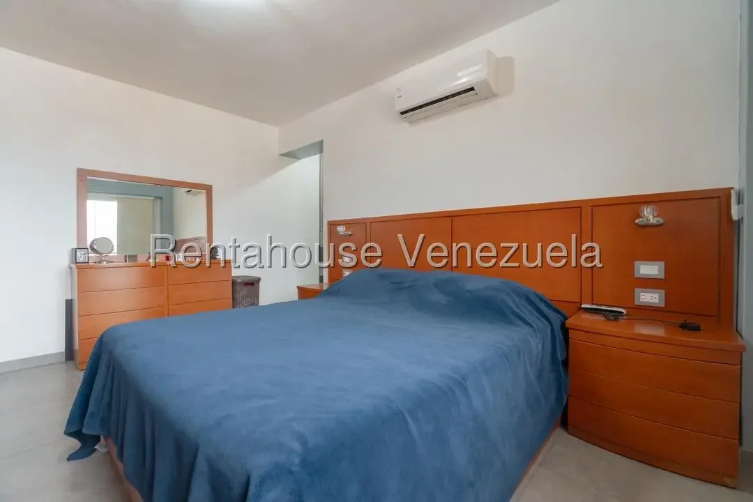 Cómodo y Acogedor Apartamento En Venta Los Chaguaramos, Caracas. Conjunto Residencial Reciente Data - 17