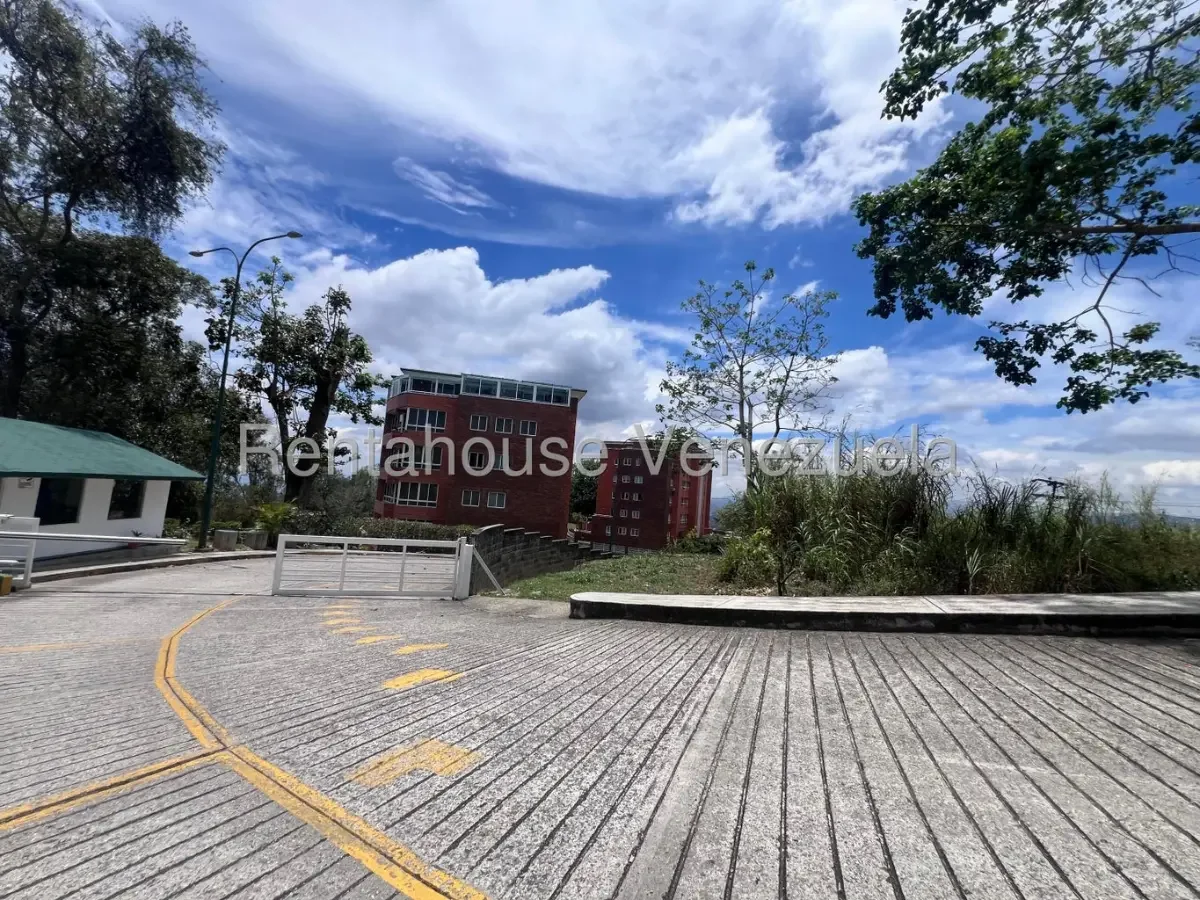 Amplio y A Estrenar Apartamento Dúplex En Venta Llano Alto, Carrizal Altos MIrandinos  - 18
