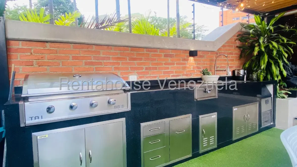 Bellisímo Apartamento Dúplex Remodelado En Venta Caracas - 5