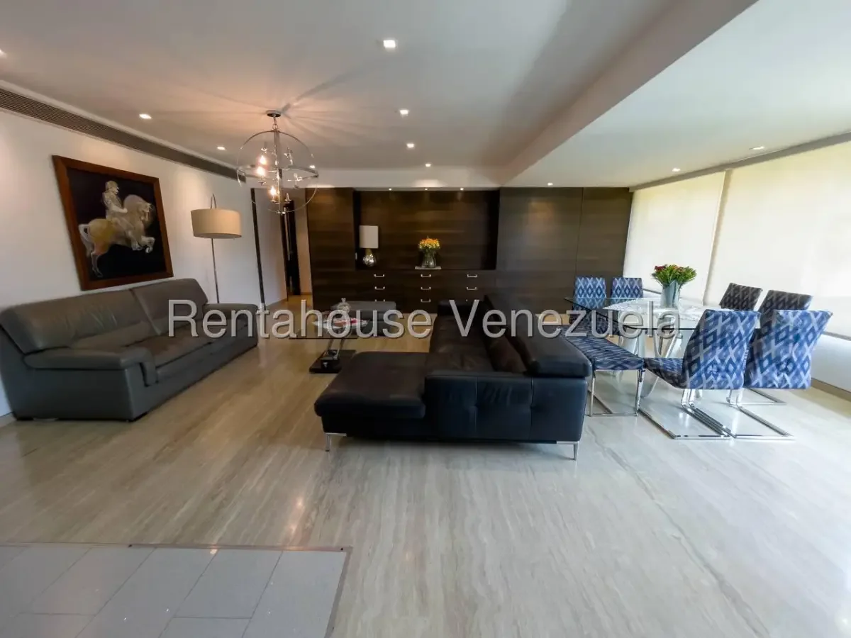 Espectacular y Exclusivo Apartamento en Venta Campo Alegra, Caracas - 3