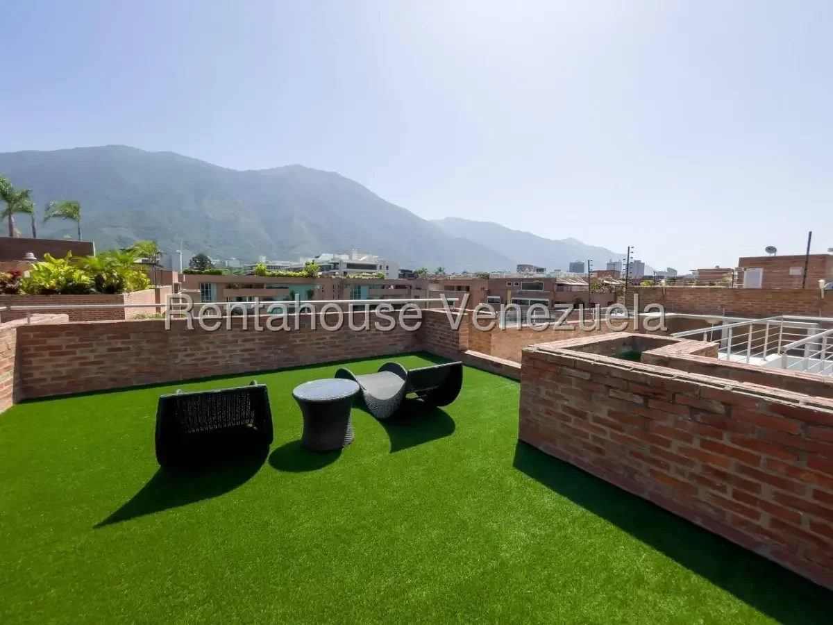 Espectacular y Exclusivo Apartamento en Venta Campo Alegra, Caracas - 18