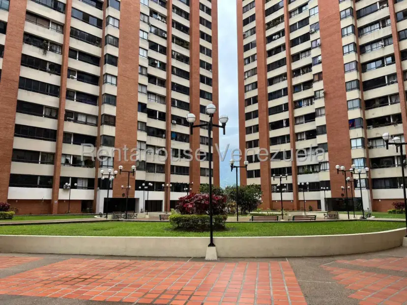 Excelente Apartamento En Venta Lomas del Ávila, Caracas 