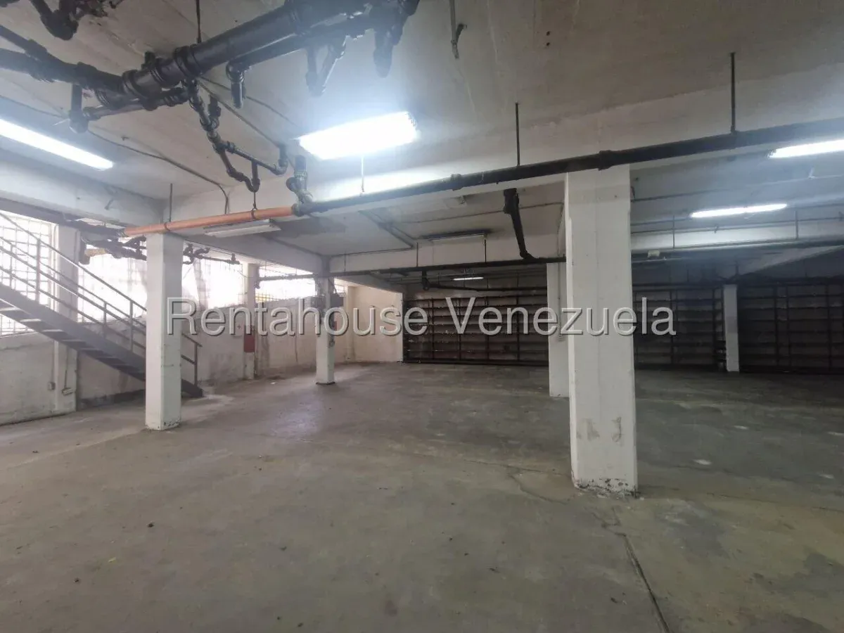 Excelente y Ampliuo Local Comercial en Alquiler Boleita Norte Caracas 26-16382 - 5