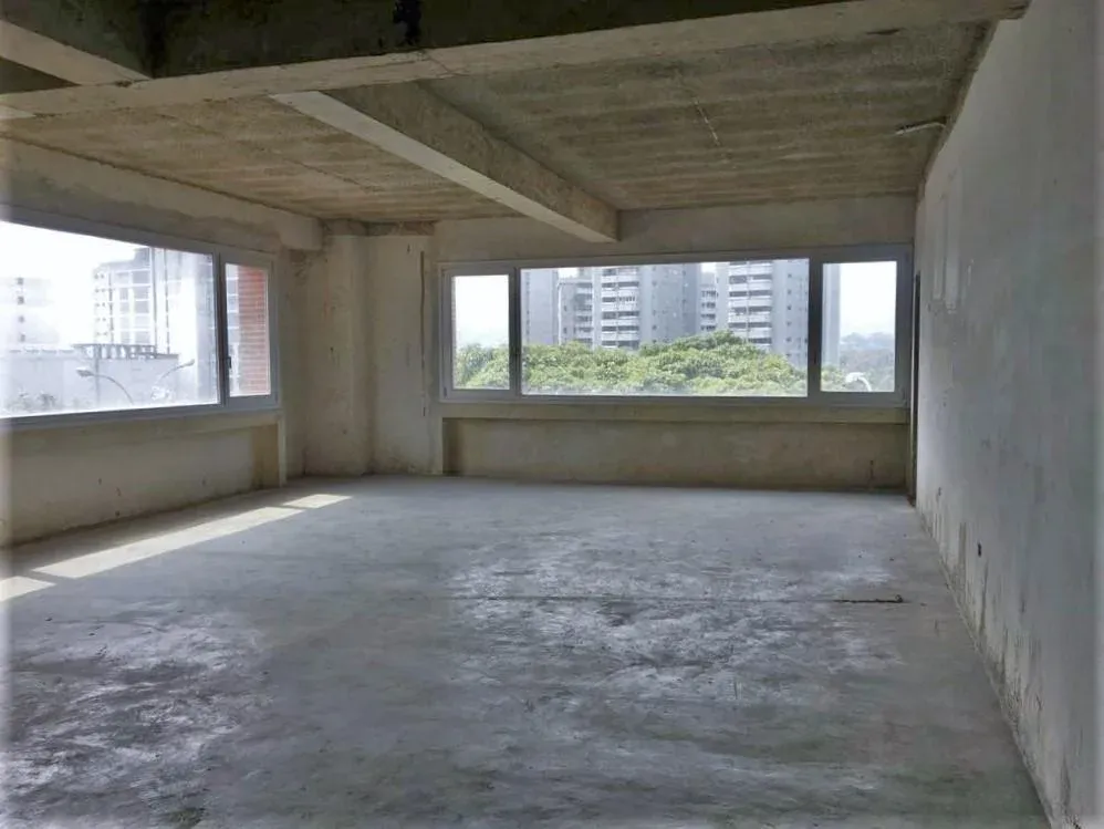 Oficina A Estrenar en Venta Torre Corpotativa Los Dos Caminos Caracas 26-20727 - 3