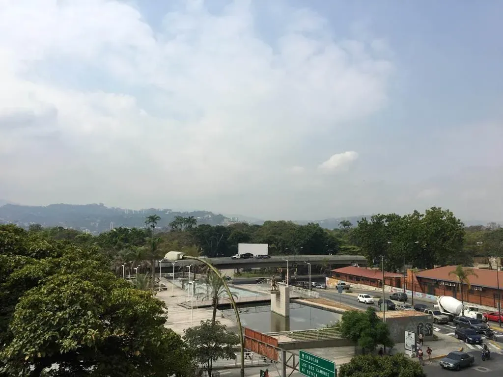 Oficina A Estrenar en Venta Torre Corpotativa Los Dos Caminos Caracas 26-20727 - 7