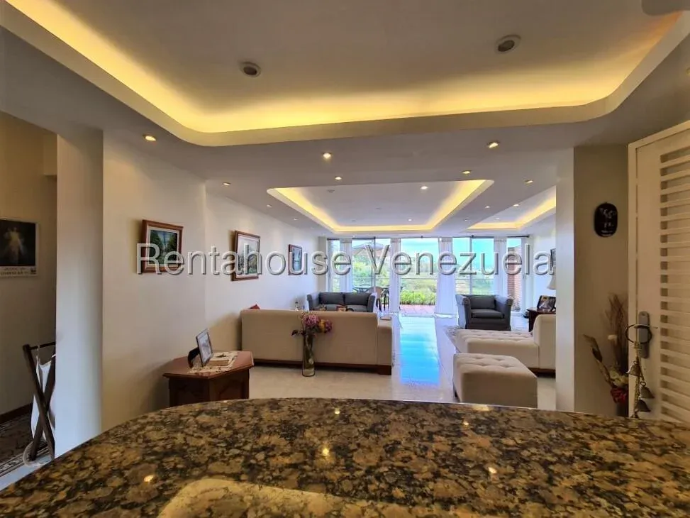 Bello y Cómodo Apartamento en venta Villa Nueva El Hatillo Caracas 27-219 - 12