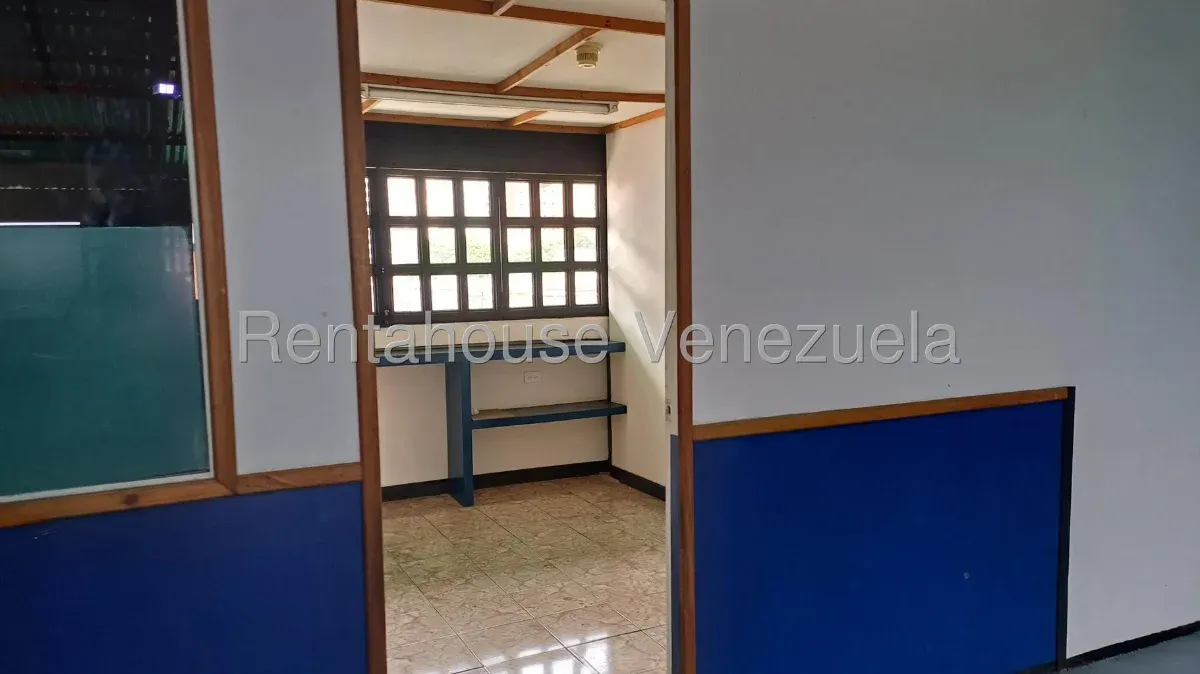 Excelente Galpon - Deposito en Alquiler Boleita Norte Caracas 26-21247 - 6