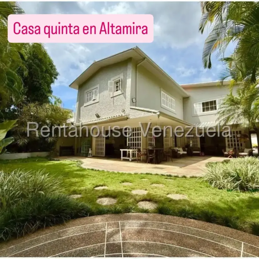 Venta Casa Quinta en Altamira con financiamiento 