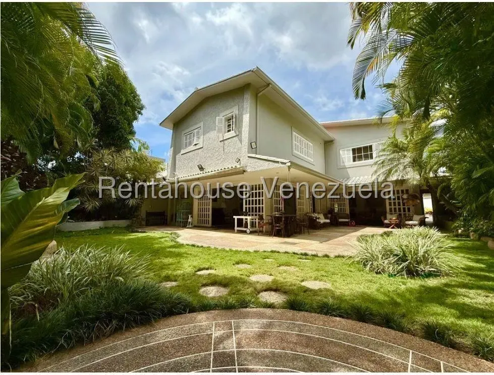 Venta Casa Quinta en Altamira con financiamiento  - 8