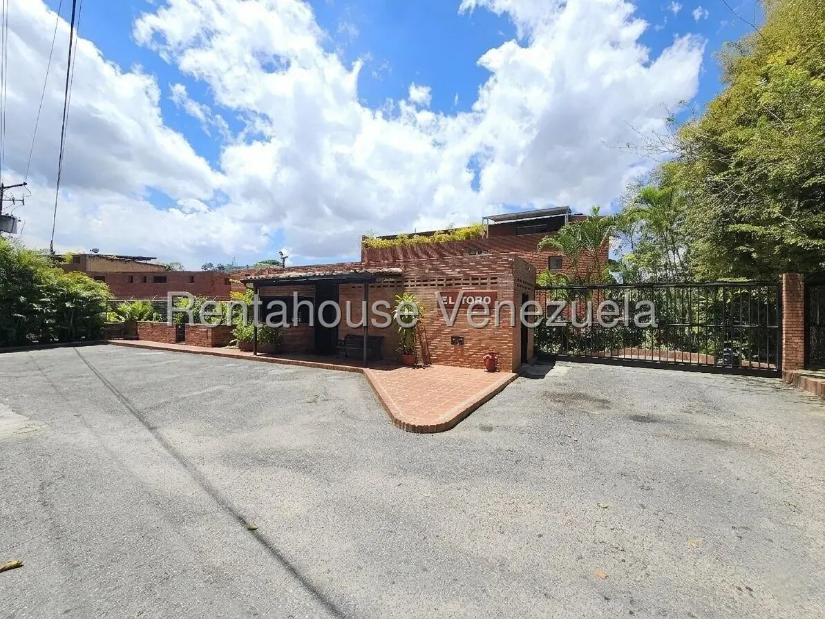 Casa Towhouse en El Hatillo  - 2