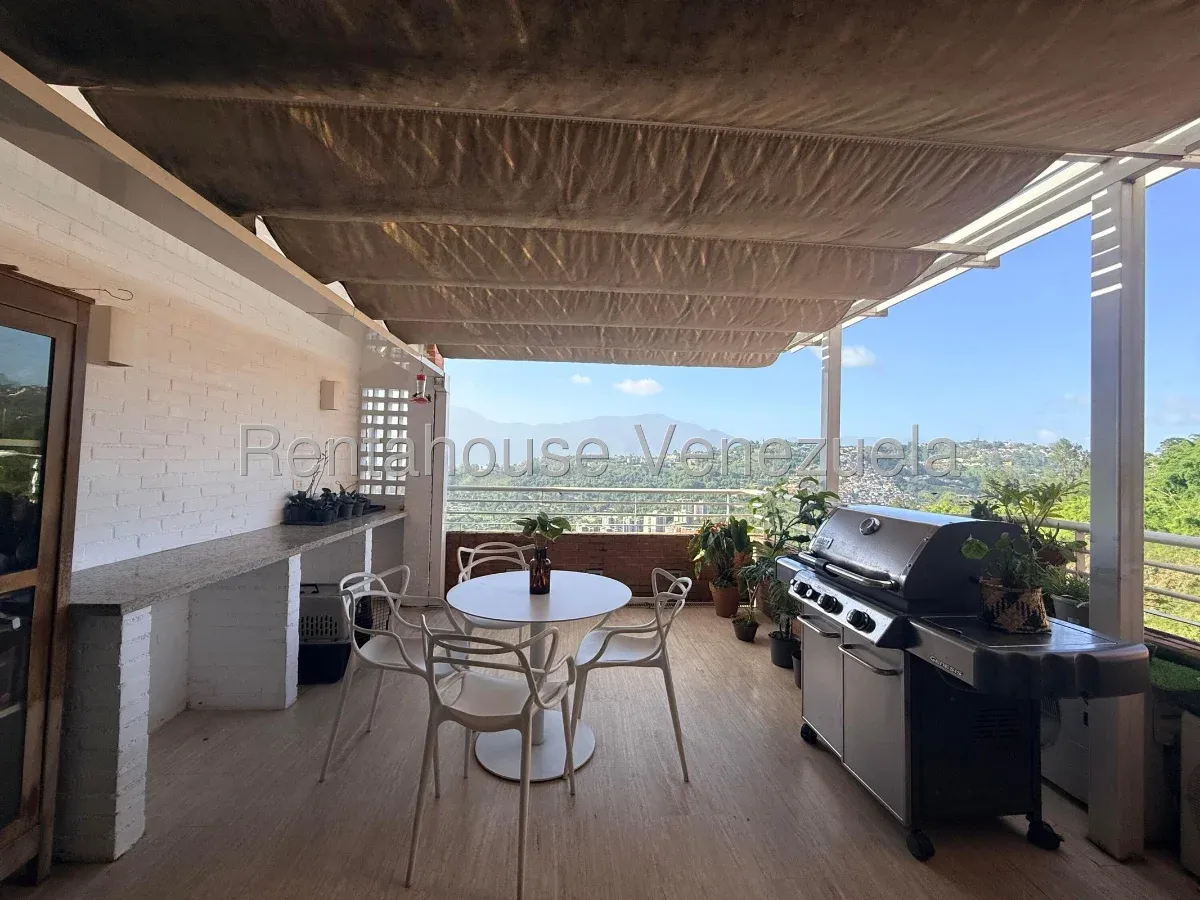 VENTA Apartamento en la Avenida Principal de Oripoto, El Hatillo - 6