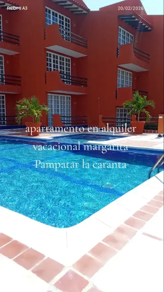 Hermoso apartamento con vista al mar y salida a la piscina directo  - 9