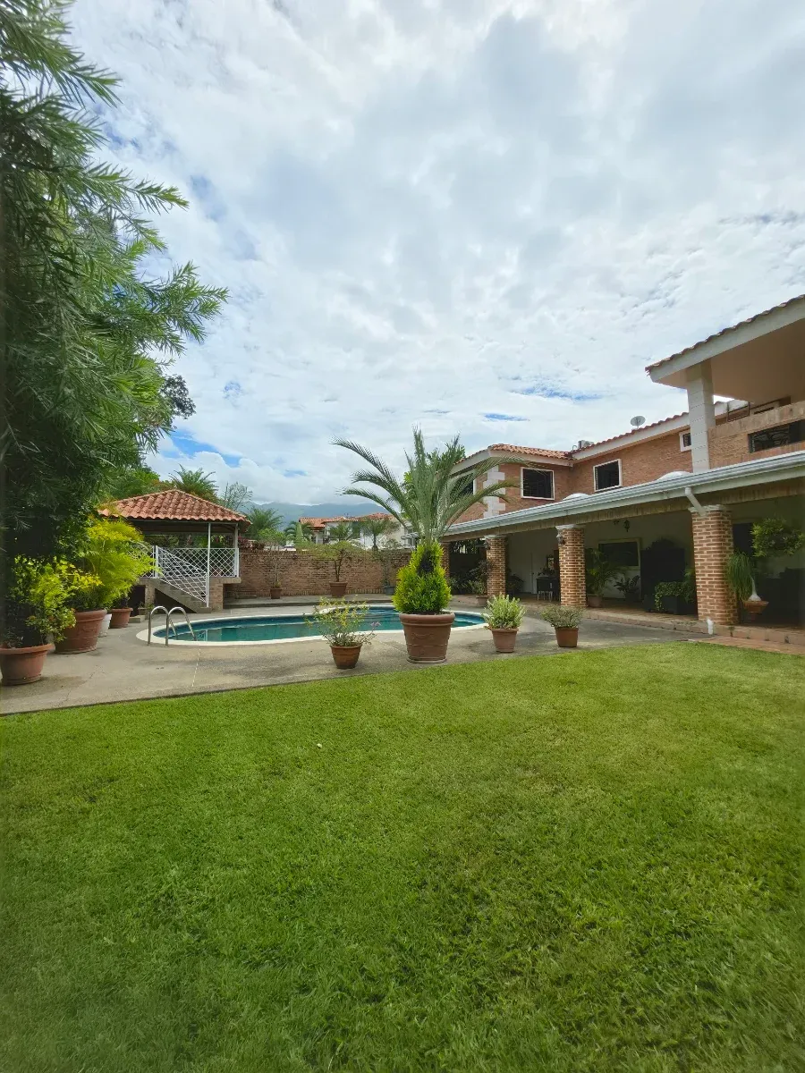 Espectacular Casa en Venta en Villas de San Diego Country Club, Valencia, Carabobo
