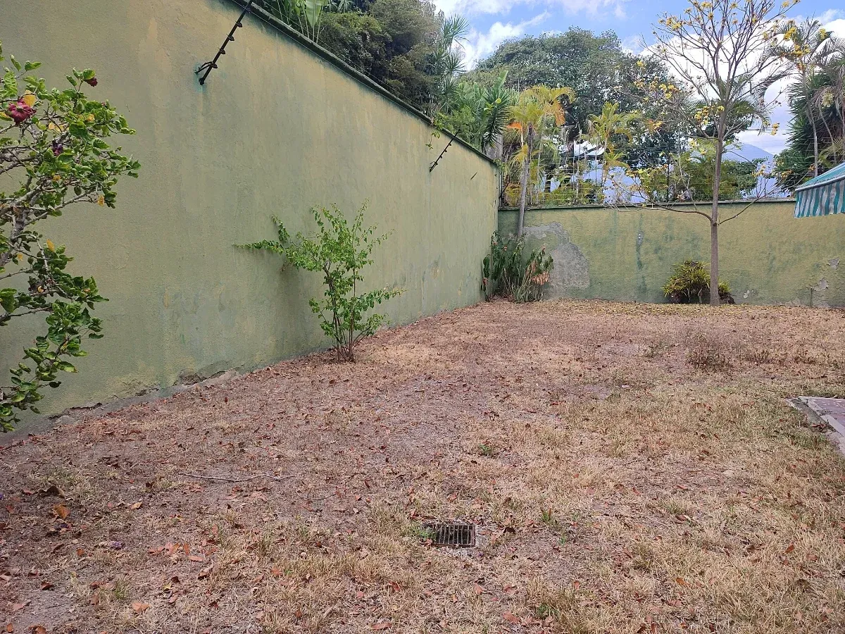 CASA EN COLINAS DE BELLO MONTE - 16
