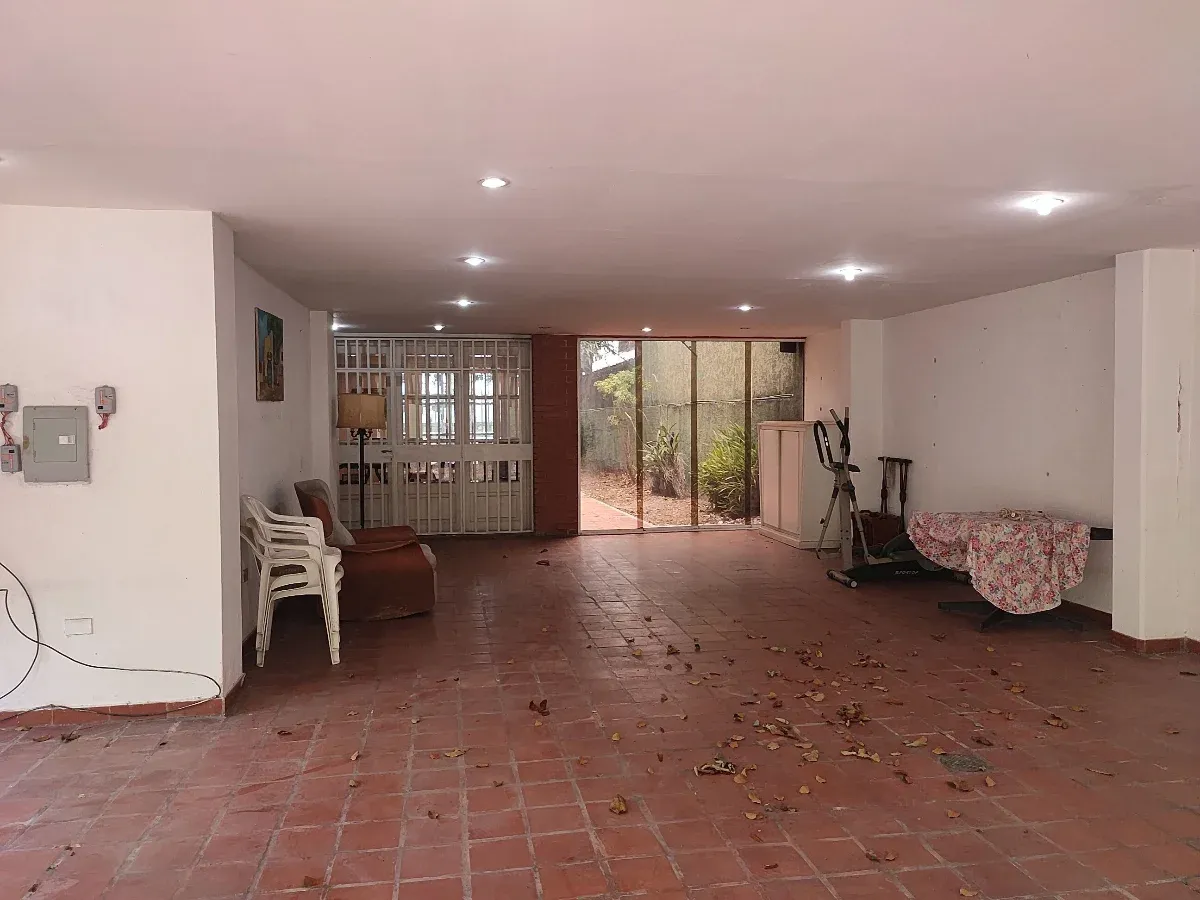 CASA EN COLINAS DE BELLO MONTE - 14