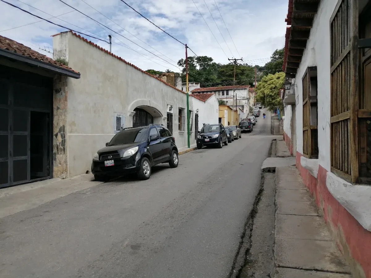 LOCAL EN ALQUILER EN EL HATILLO - 17