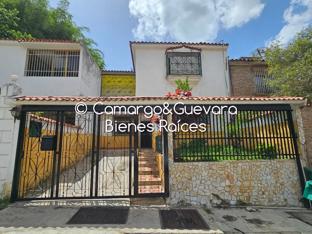 ALQUILER DE CASA EN CARACAS