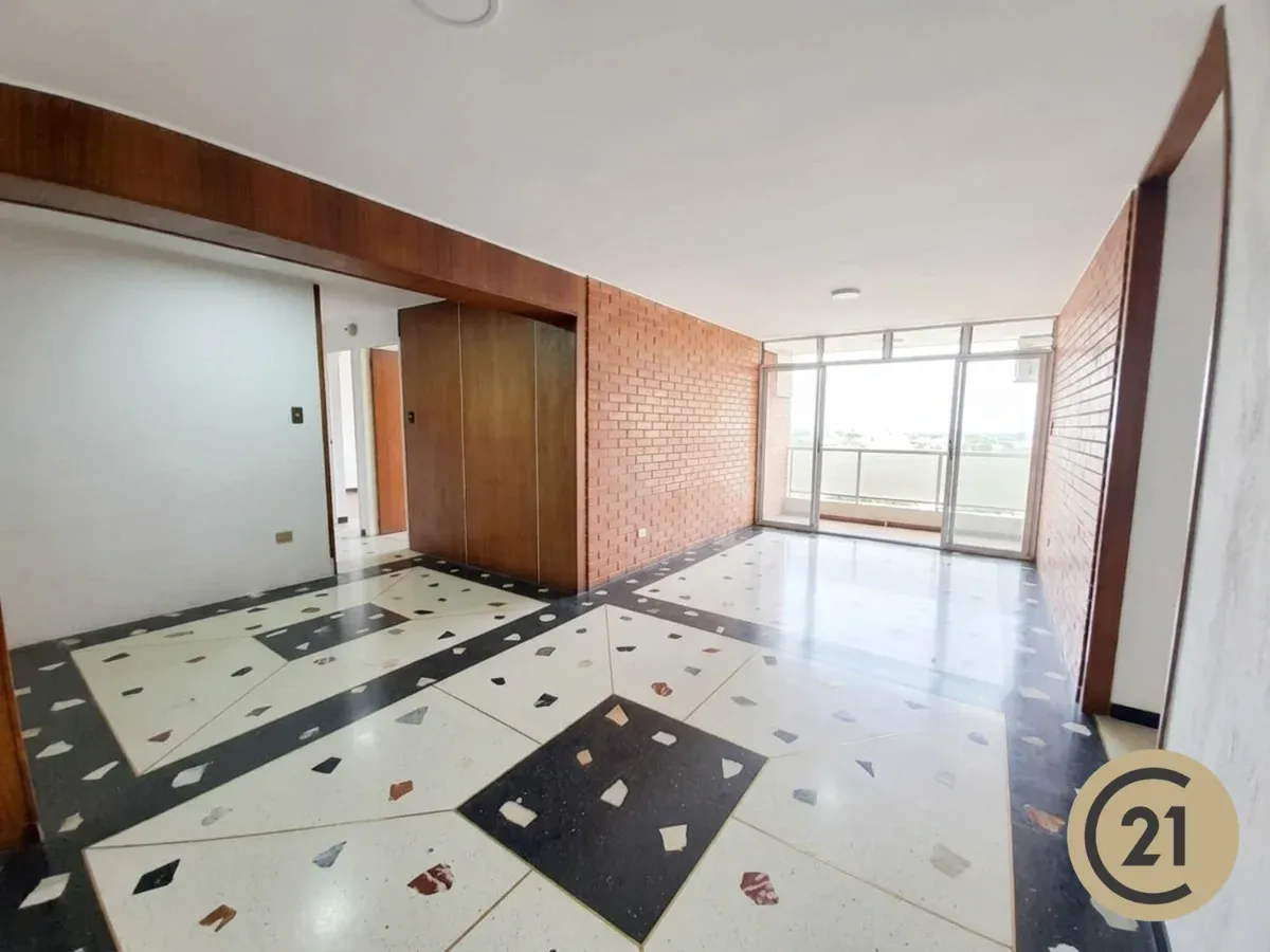 Apartamento en Venta en El Marques - 5