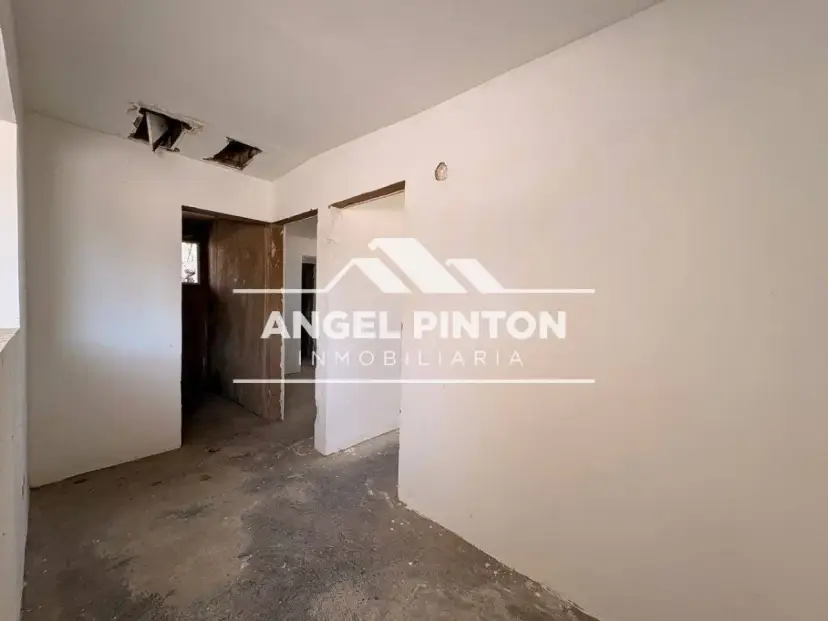 CASA EN VENTA LA CREOLE VILLA ASISIS MARACAIBO VENEZUELA API 9417