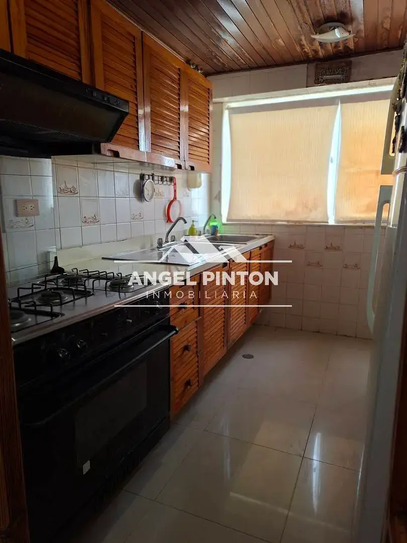 APARTAMENTO VENTA EN CIUDAD DE LA FARIA MARACAIBO VENEZUELA API 94277