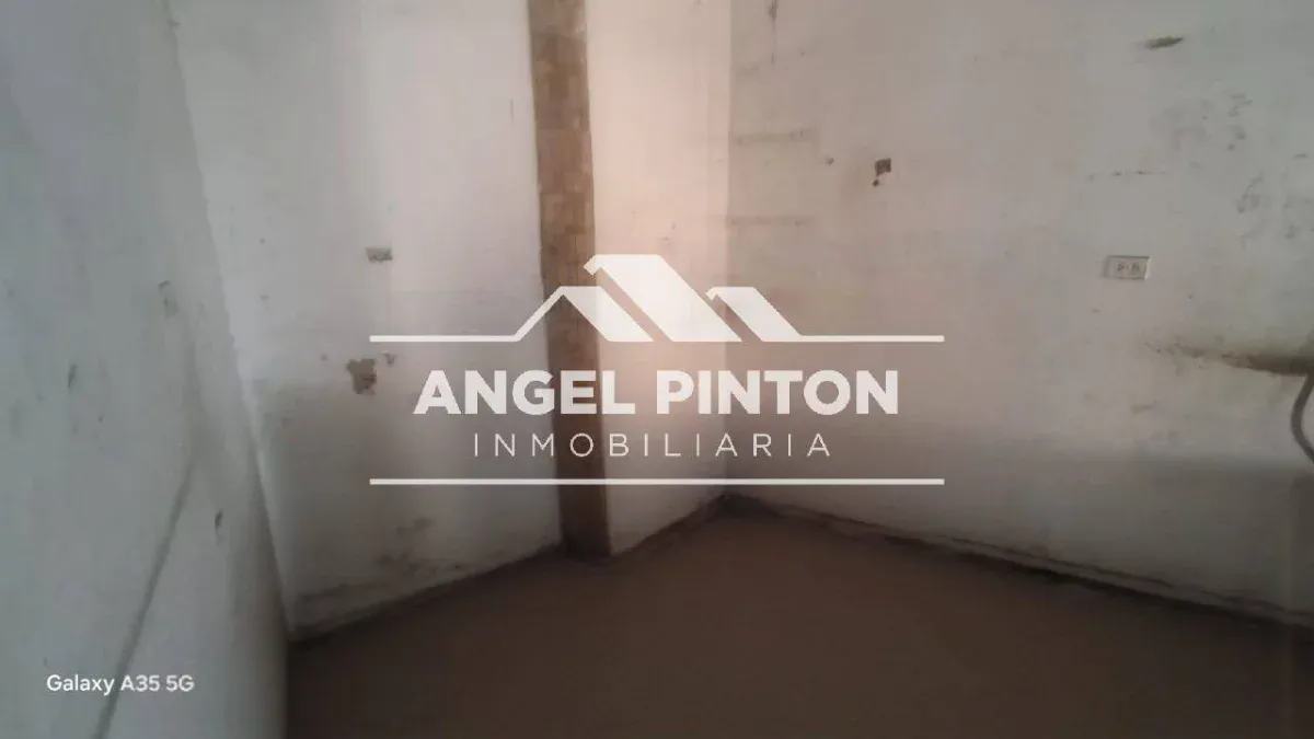 TERRENO EN VENTA LA CHAMARRETA MARACAIBO VENEZUELA API 9943 - 2