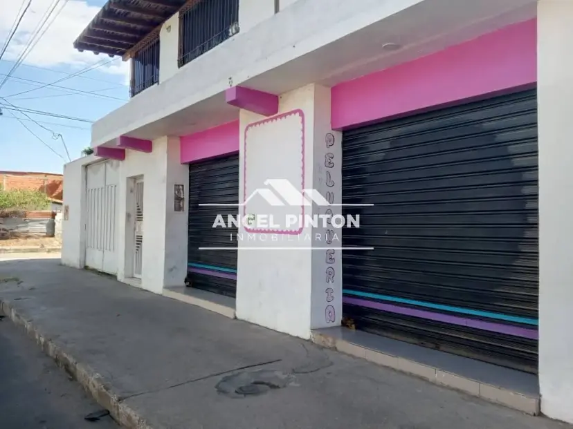 LOCAL COMERCIAL VENTA CALLE 48 BARQUISIMETO VENEZUELA API 8576