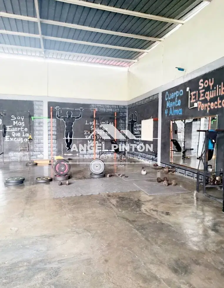 LOCAL COMERCIAL / GYMN ALQUILER BELLA VISTA II ACARIGUA VENEZUELA API 9870