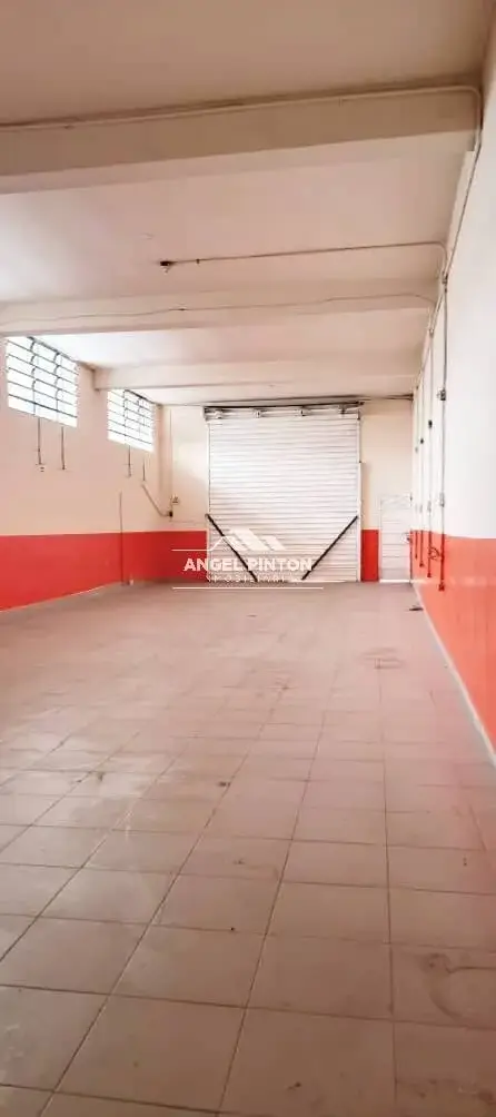 LOCAL COMERCIAL VENTA CENTRO ACARIGUA VENEZUELA API 8805