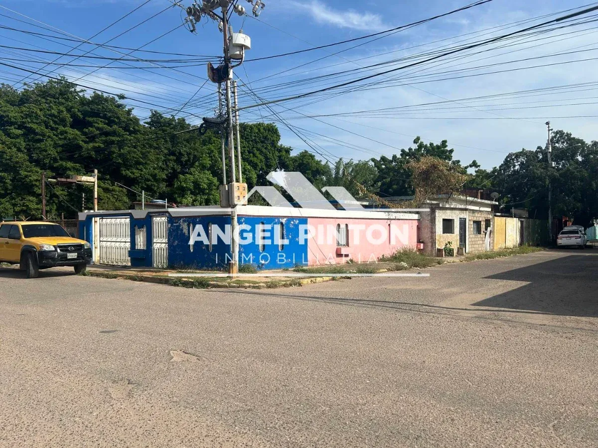 CASA COMERCIAL VENTA AYACUCHO LA LIMPIA MARACAIBO VENEZUELA API 10262