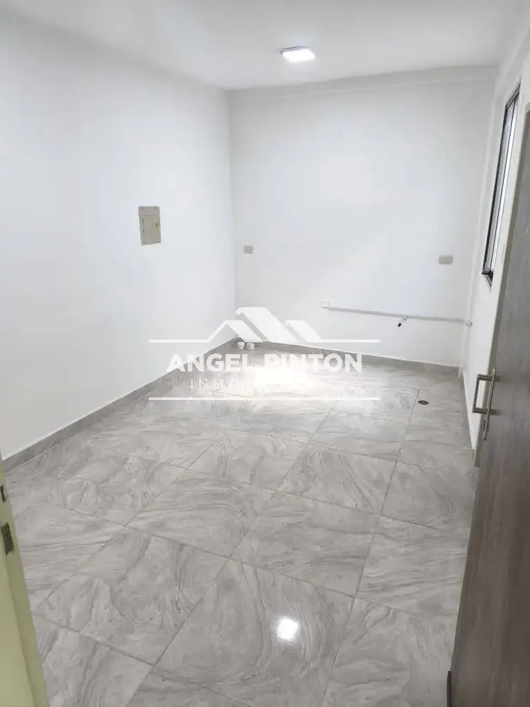 LOCAL COMERCIAL ALQUILER (P3) CARRERA 23 BARQUISIMETO VENEZUELA API 10312