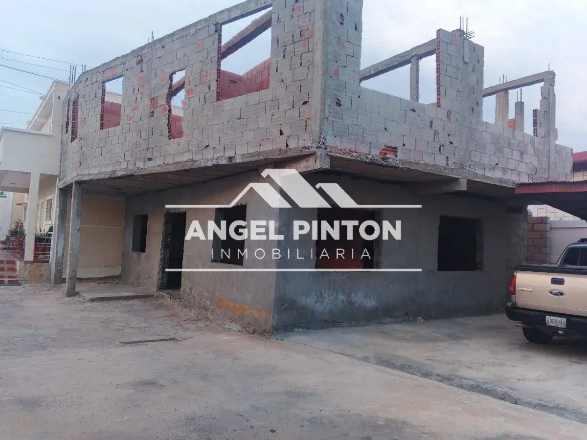 CASA EN CONSTRUCCION VENTA ISLA DORADA MARACAIBO VENEZUELA API 10350