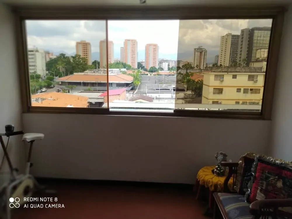 Vendo APTO. Edificio Céntrico a 1 cuadra de Av. Bolívar Norte, Valencia - 7