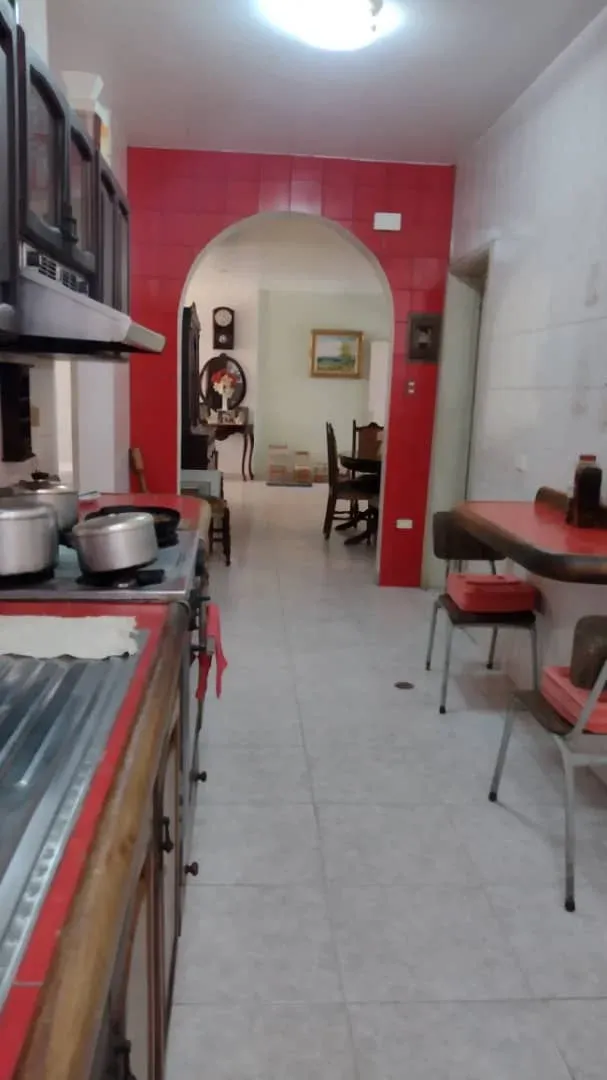 Vendo Apartamento DUPLEX, en Residencias EL PARAISO. Urbanización Lomas del Este. Valencia. Carabobo - 5