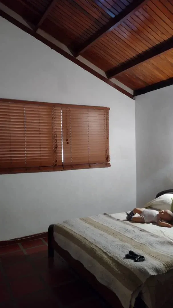 Vendo Apartamento DUPLEX, en Residencias EL PARAISO. Urbanización Lomas del Este. Valencia. Carabobo - 21