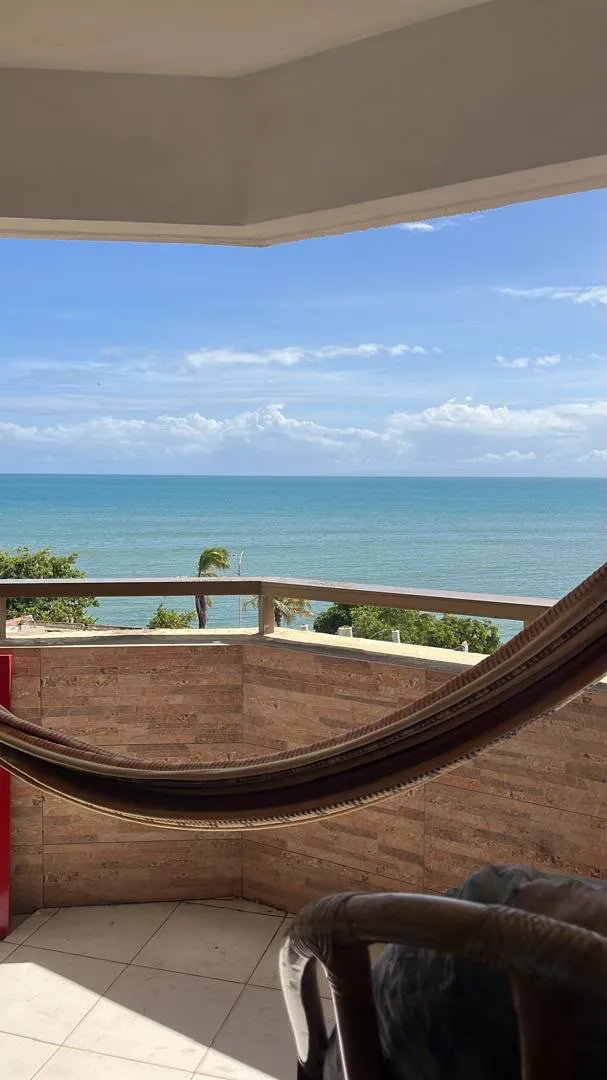 Hermoso apartamento con vista al mar